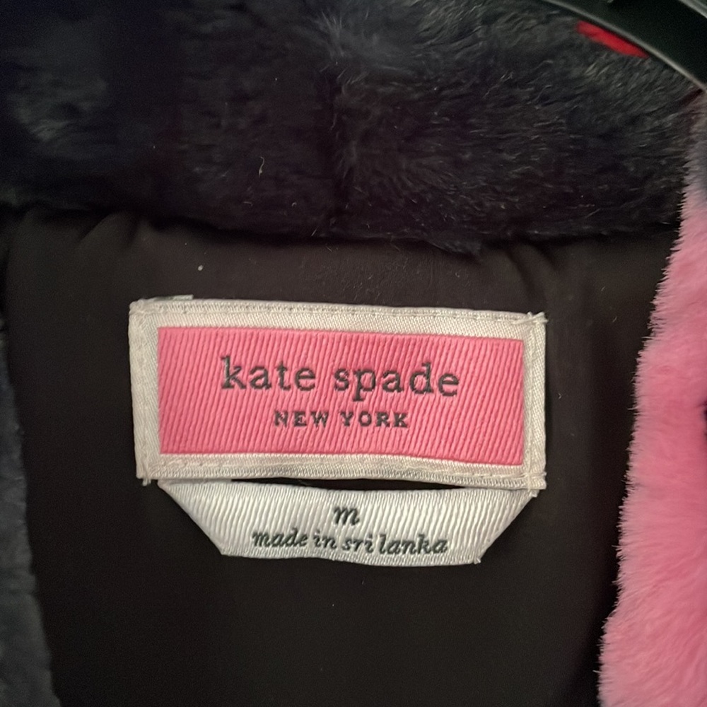 Kate Spade Medium plush robe black with red & pink hearts & pockets! Valentine’s - Picture 4 of 17